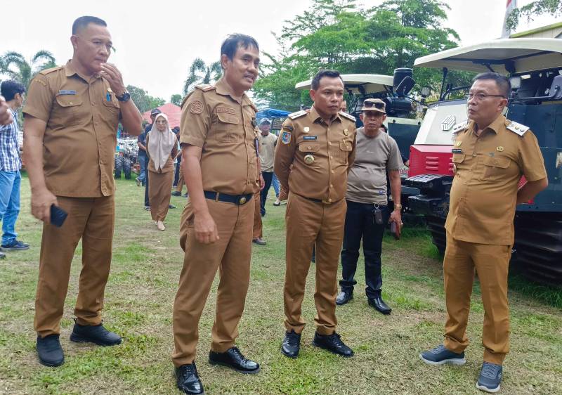 Alsintan Disalurkan, Bupati Konawe Optimistis Kinerja Petani Meningkat 4 1000361658 11zon