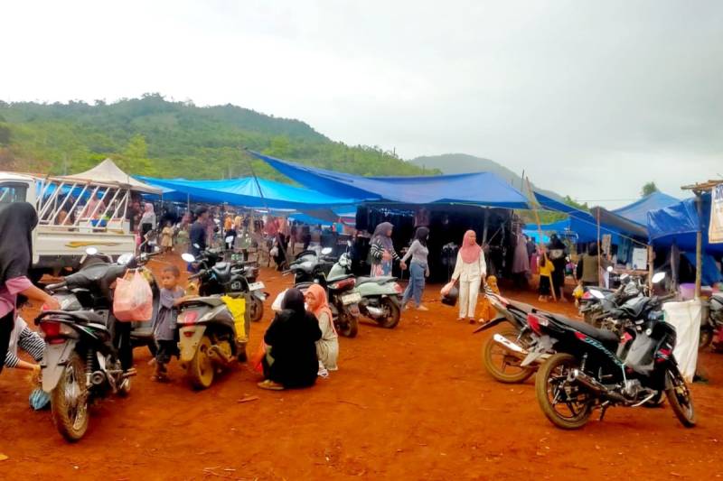 Terobosan Besar, Bupati Konawe Hibahkan Lahan untuk Wujudkan Pasar Rakyat Routa 3 1764921868246